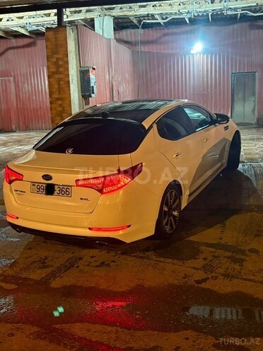 Kia Optima-14