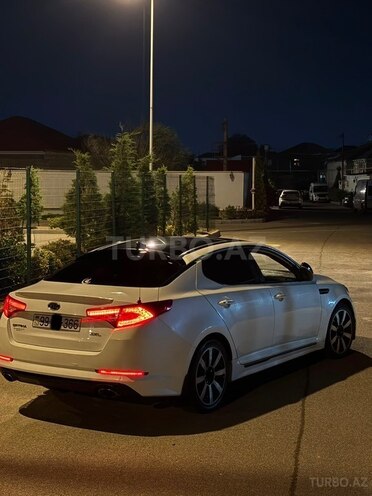 Kia Optima-5