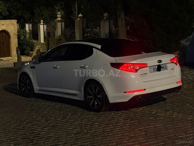 Kia Optima-16