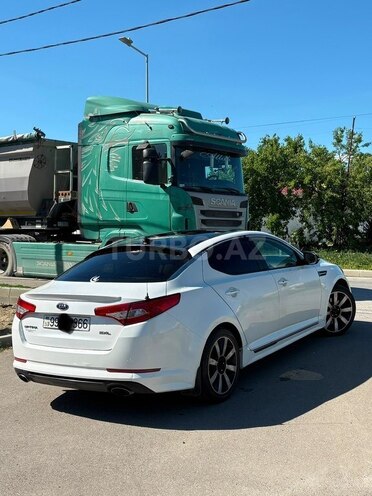 Kia Optima-15