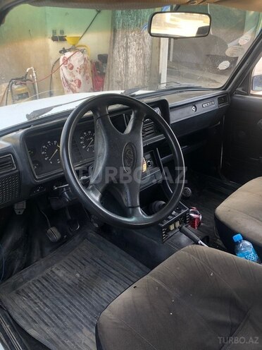 LADA (VAZ) 2107-4