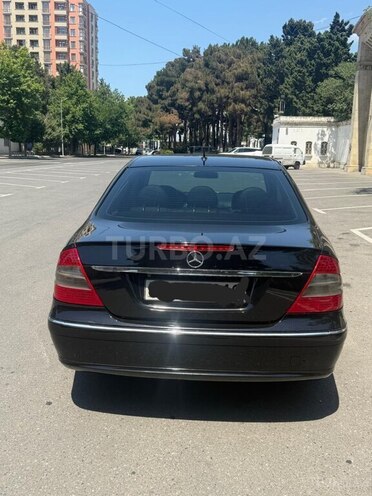 Mercedes E 280-2