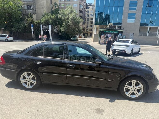 Mercedes E 280-3