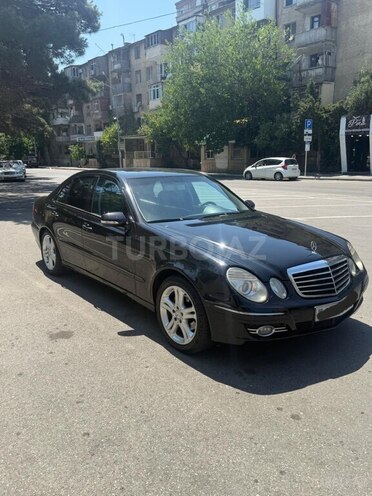Mercedes E 280-5