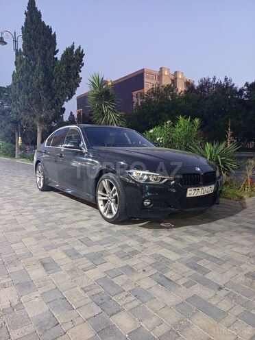BMW 330-19