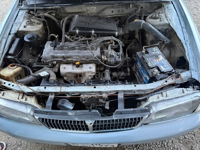 Nissan Sunny-4