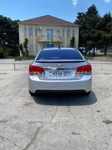 Chevrolet Cruze-5
