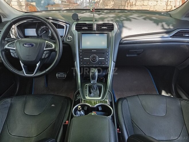 Ford Fusion (North America)-8