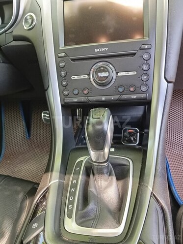 Ford Fusion (North America)-10