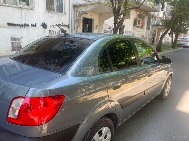 Kia Rio-7