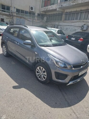 Kia Rio X-Line-4