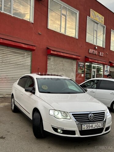 Volkswagen Passat-2