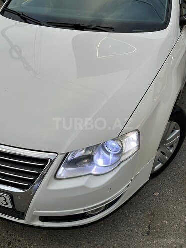 Volkswagen Passat-5