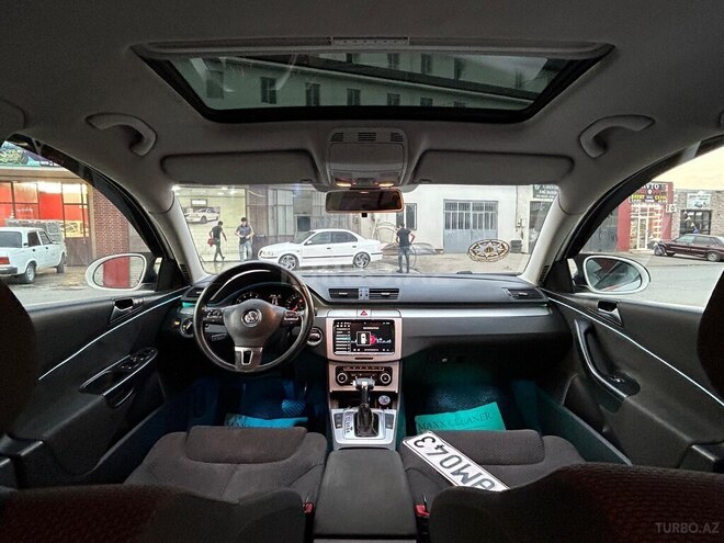 Volkswagen Passat-15