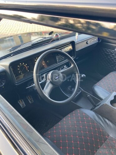 LADA (VAZ) 2107-15