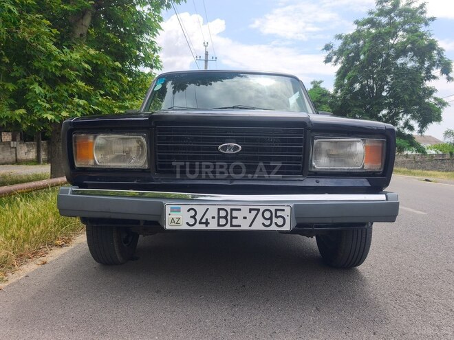 LADA (VAZ) 2107-1