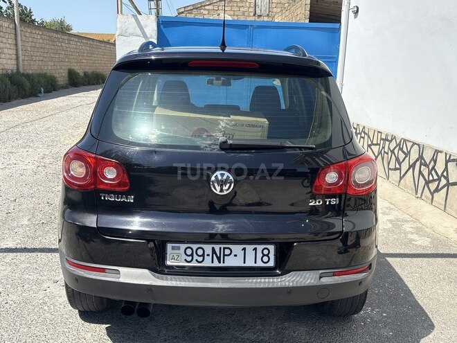 Volkswagen Tiguan-2