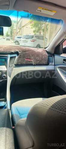 Hyundai Sonata-9