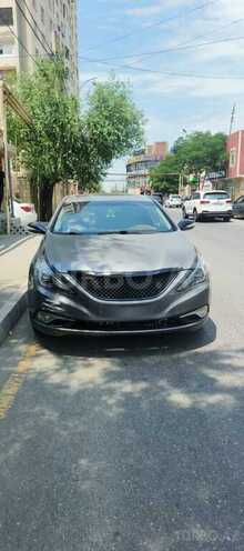 Hyundai Sonata-1