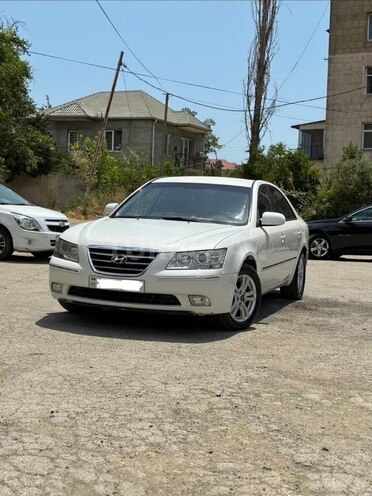 Hyundai Sonata-2