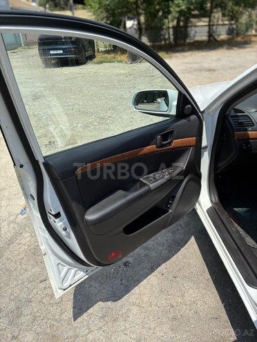 Hyundai Sonata-9