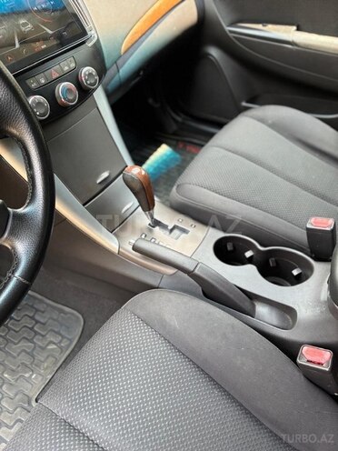 Hyundai Sonata-8