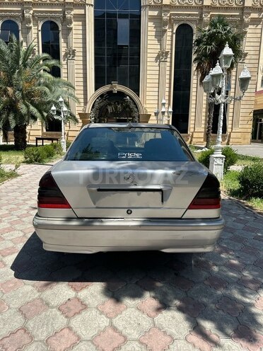 Mercedes C 200-5