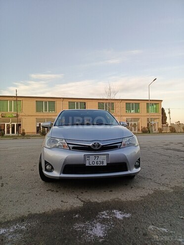 Toyota Corolla Fielder-1