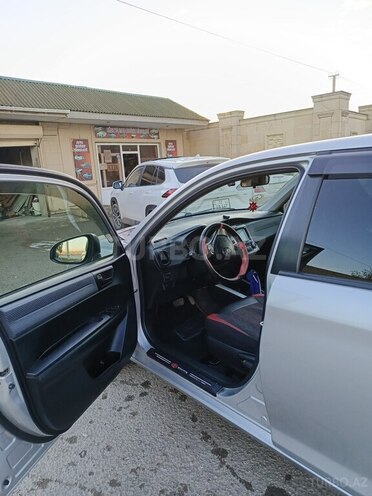 Toyota Corolla Fielder-5