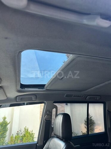Mitsubishi Pajero-13