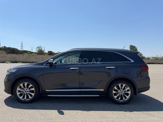 Kia Sorento-3