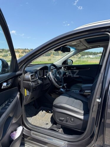 Kia Sorento-7