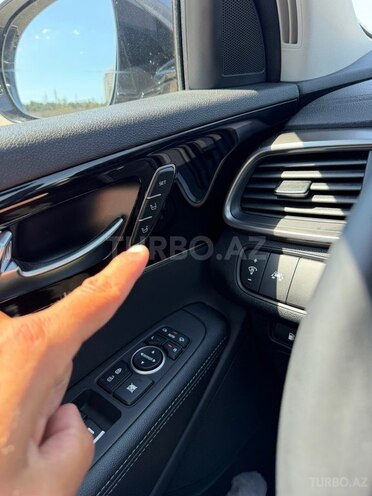 Kia Sorento-13