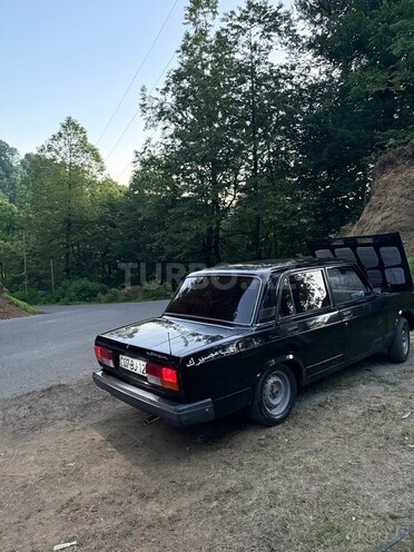 LADA (VAZ) 2107-2