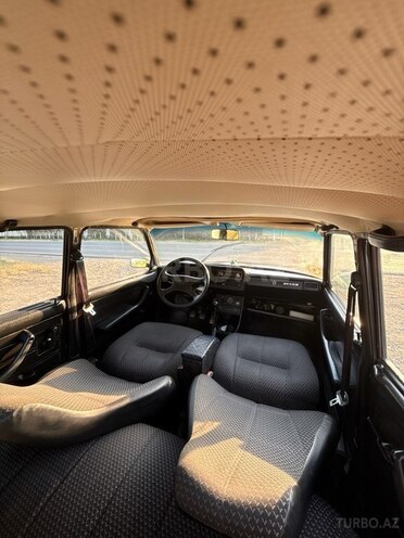 LADA (VAZ) 2107-17