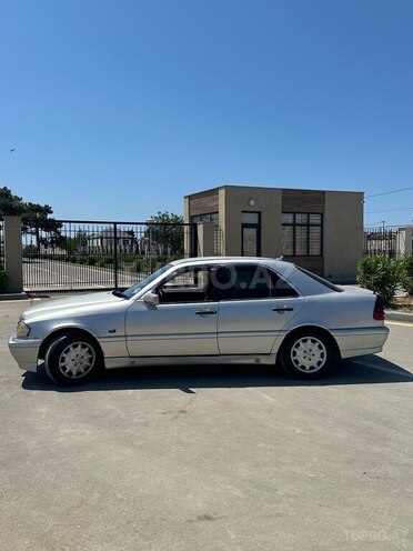 Mercedes C 240-5