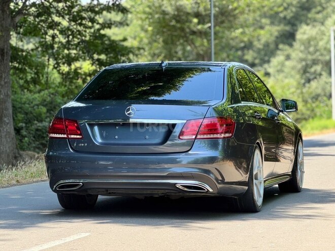 Mercedes E 250-11