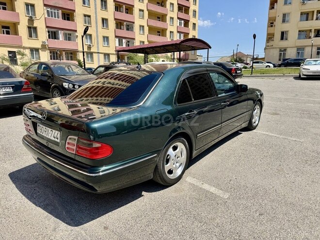 Mercedes E 240-7