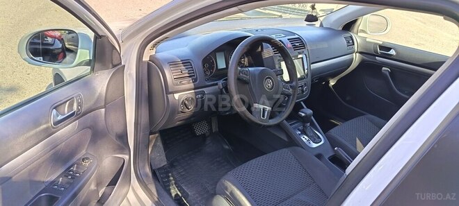 Volkswagen Jetta-3