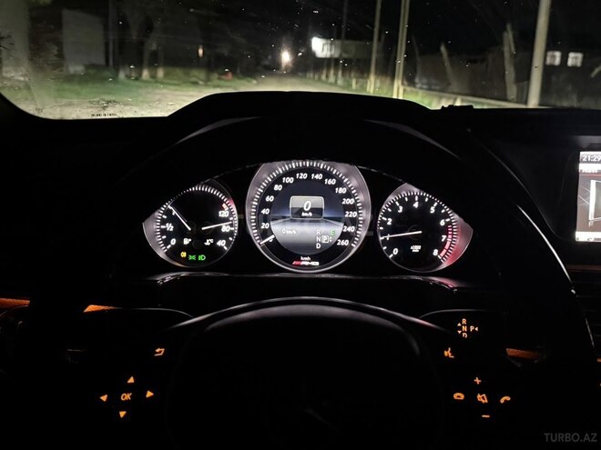 Mercedes E 250-16