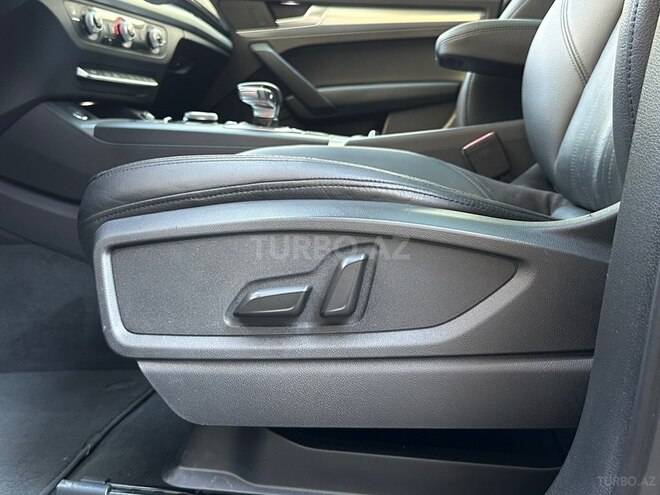 Audi Q5-13