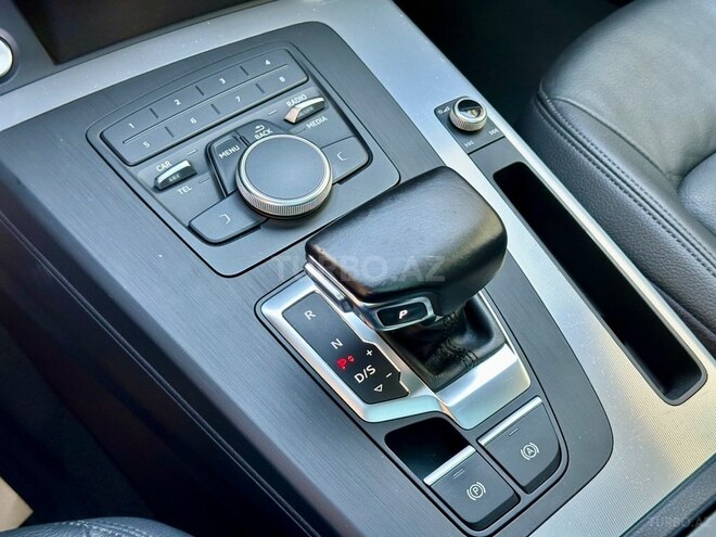 Audi Q5-16