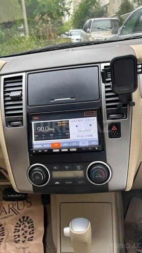 Nissan Tiida-9