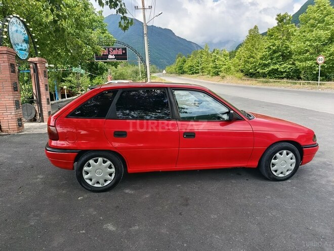 Opel Astra-4