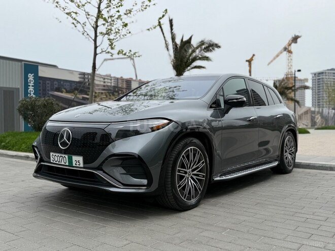 Mercedes EQS 580 4MATIC-13
