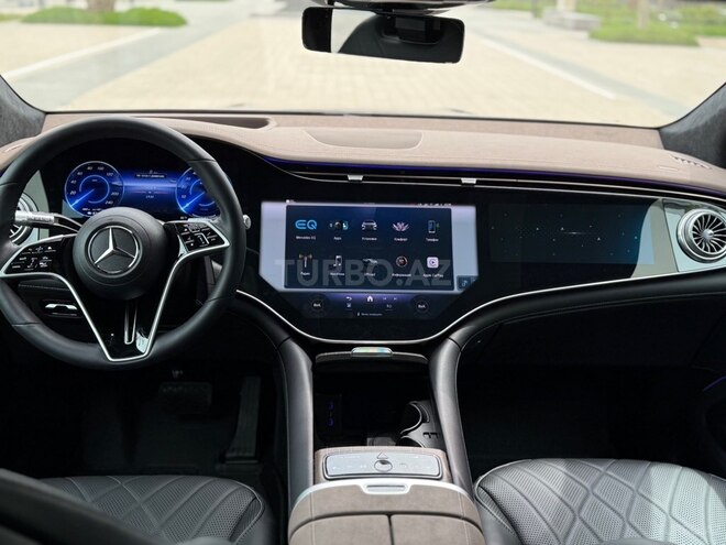 Mercedes EQS 580 4MATIC-17
