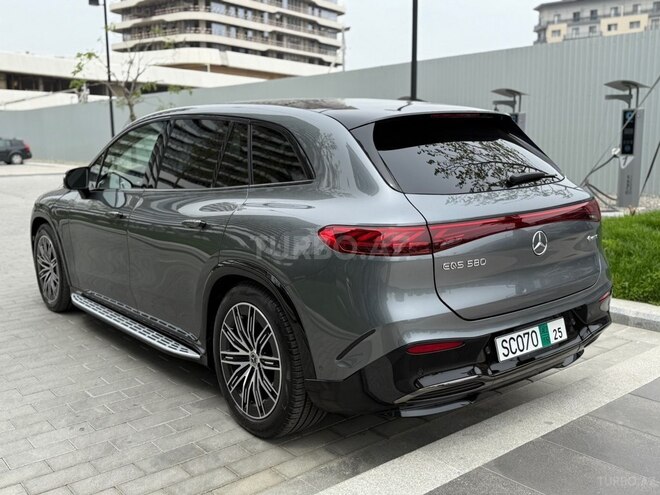 Mercedes EQS 580 4MATIC-12