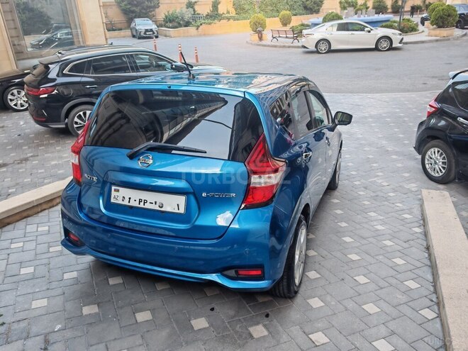 Nissan Note-2