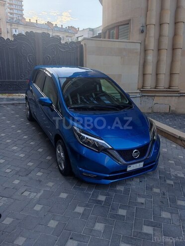 Nissan Note-5