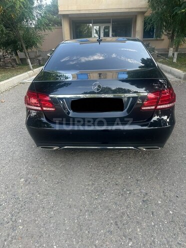 Mercedes E 200-2